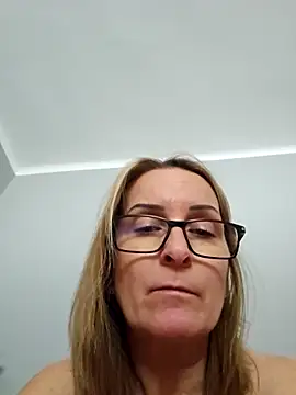 Snapshot of Steffi45 chatting on 01.16.26 Steffi45 online show from 01.16.26