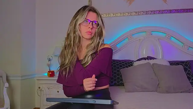 Real Tini online show from 10.02.25