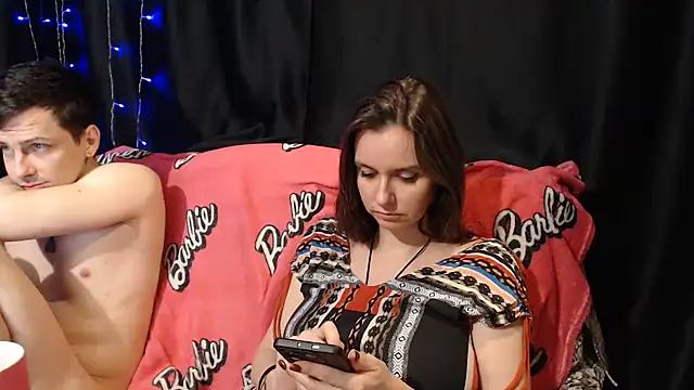 Snapshot of Milana69 chatting on 10.11.25 Milana69 online show from 10.11.25