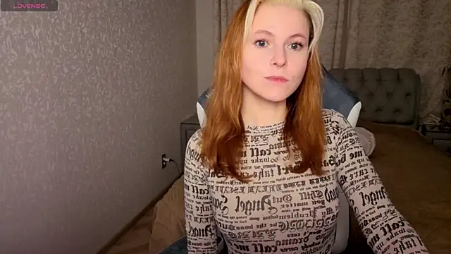 Snapshot of rocky_foxy chatting on 10.24.25 rocky foxy online show from 10.24.25