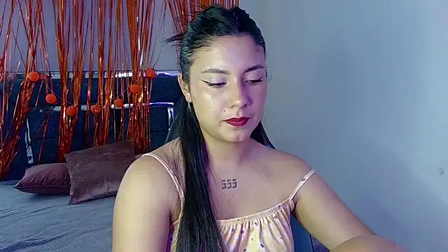 Lia 14  online show from 11.19.25