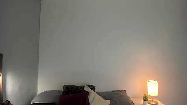 MELISSA ALVAREZ online show from 02.21.25