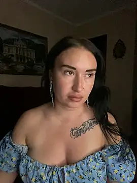 Snapshot of Roxana_Bell chatting on 06.09.26 Roxana Bell online show from 06.09.26