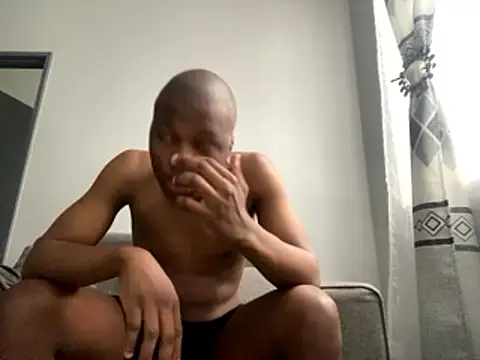 liluxxx32 online show from 01.14.26