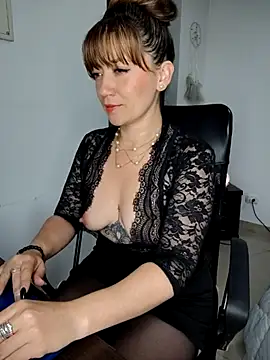 tata laima   online show from 03.04.25