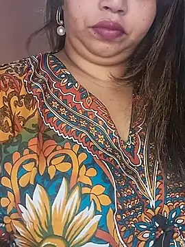 Snapshot of Ravina_patil1 chatting on 01.28.25 Ravina patil1 online show from 01.28.25