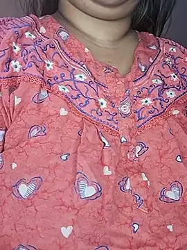 Snapshot of Ravina_patil1 chatting on 02.20.25 Ravina patil1 online show from 02.20.25