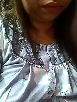 Snapshot of Ravina_patil1 chatting on 10.10.25 Ravina patil1 online show from 10.10.25