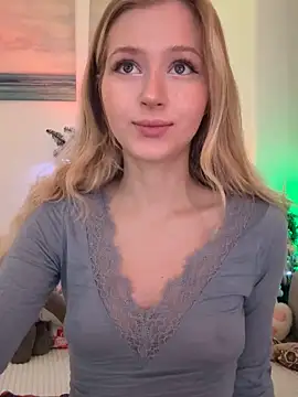 LunaRase online show from 12.20.25