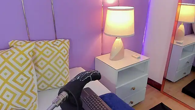 SophyRuiz  online show from 03.30.26