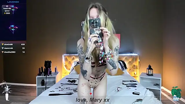 Mary Xextra online show from 01.27.25