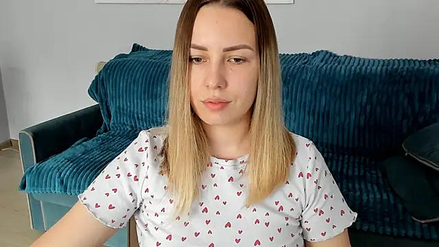 Mia shy1 online show from 02.05.25