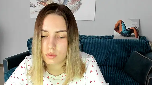 Mia shy1 online show from 03.18.25