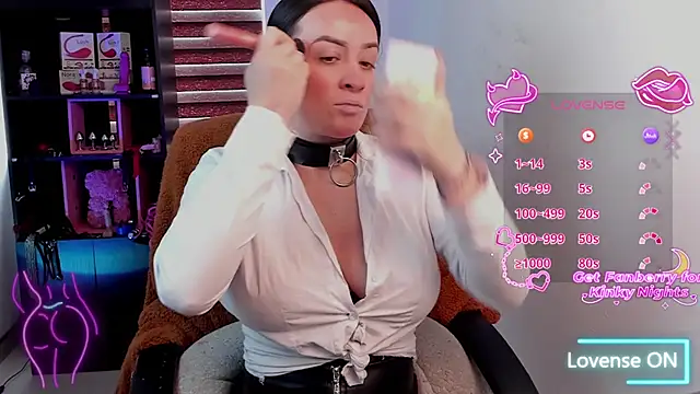 Snapshot of sara_goodgirl13 chatting on 11.15.25 sara goodgirl13 online show from 11.15.25