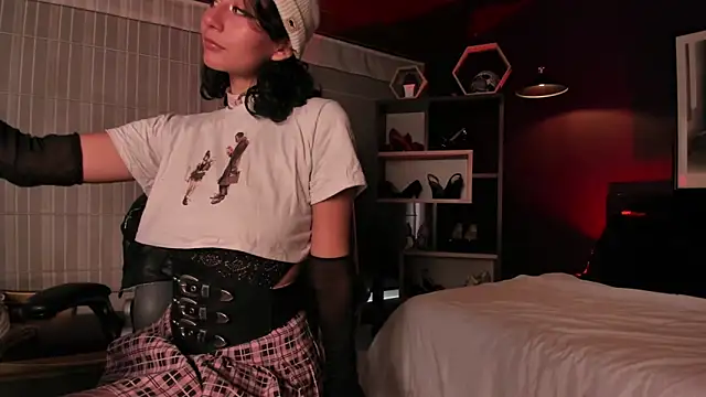 Moony 14 online show from 03.31.26