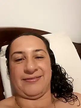 KiaraEliza online show from 12.14.24