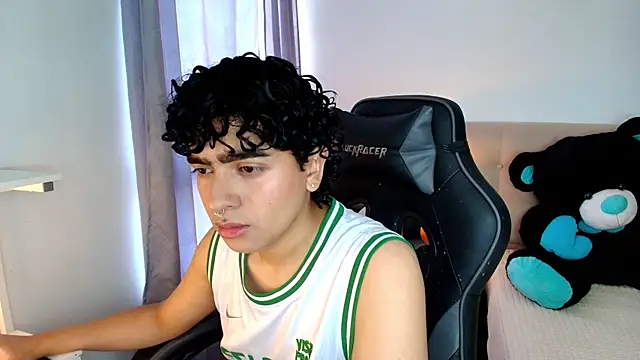  nickconnor01 online show from 12.08.24