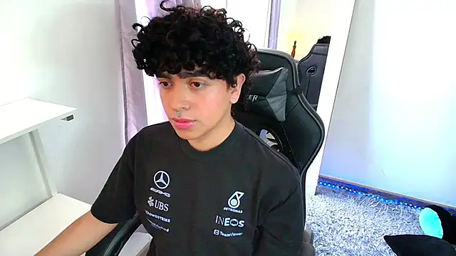  nickconnor01 online show from 01.07.25