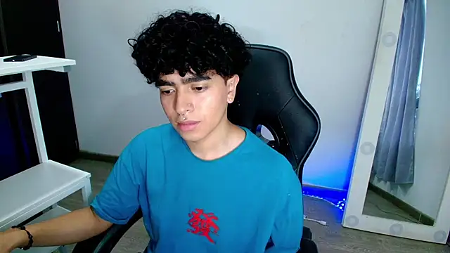  nickconnor01 online show from 02.04.25