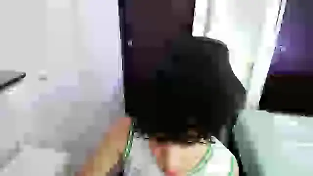  nickconnor01 online show from 02.21.25