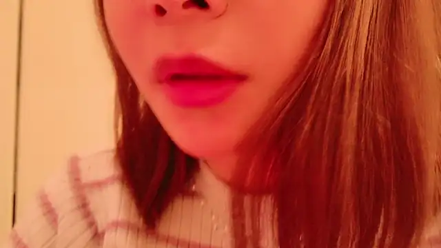 Snapshot of Megu_Melon chatting on 12.07.24 Megu Melon online show from 12.07.24