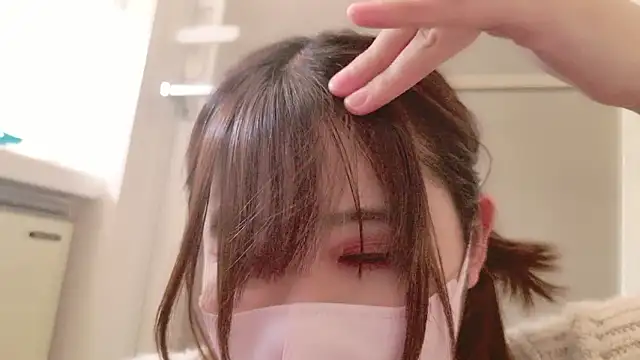 Snapshot of Megu_Melon chatting on 11.19.25 Megu Melon online show from 11.19.25