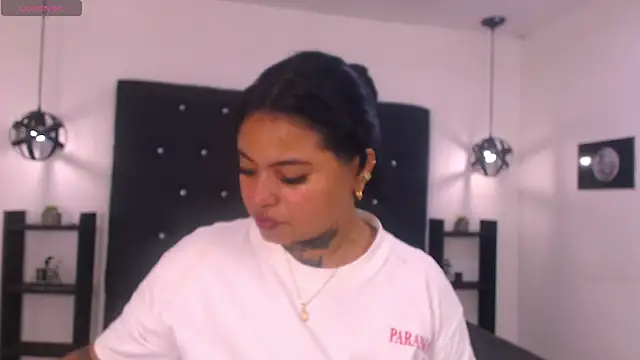 Mels  online show from 04.05.26