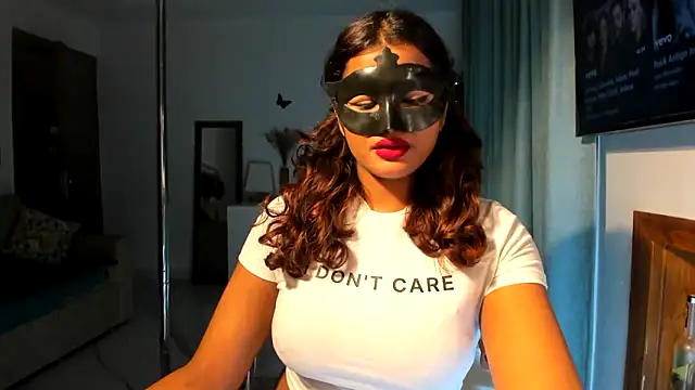 Snapshot of Bad_Girl_Kayra69 chatting on 11.05.25 Bad Girl Kayra69 online show from 11.05.25