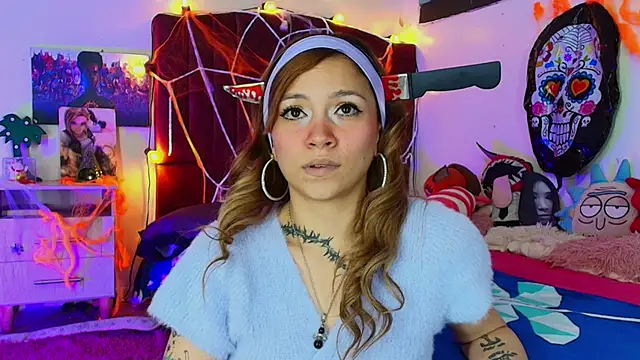 Snapshot of alisson_zafiro_ chatting on 10.31.25 alisson zafiro online show from 10.31.25