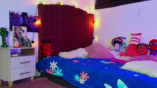 Snapshot of alisson_zafiro_ chatting on 11.02.25 alisson zafiro online show from 11.02.25