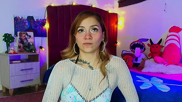 Snapshot of alisson_zafiro_ chatting on 11.03.25 alisson zafiro online show from 11.03.25