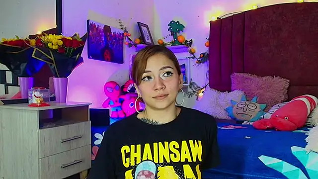 Snapshot of alisson_zafiro_ chatting on 11.08.25 alisson zafiro online show from 11.08.25