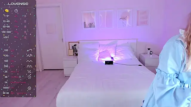 Lil Amelie online show from 04.17.26