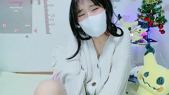 Snapshot of _Iroha_99 chatting on 12.16.25 Iroha 99 online show from 12.16.25