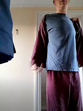 Snapshot of fastfun2012 chatting on 12.08.24 fastfun2012 online show from 12.08.24