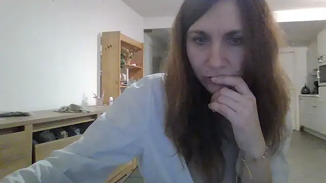 JasmineGlamour online show from 03.06.26