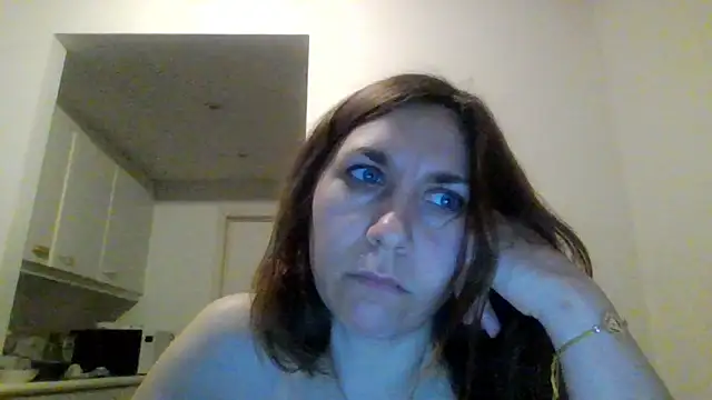 JasmineGlamour online show from 03.17.26