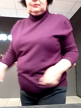 FantasyMichelle online show from 04.16.26