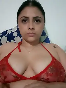 Snapshot of MelannyBell chatting on 12.02.24 MelannyBell online show from 12.02.24