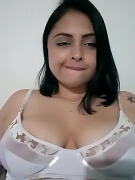 Snapshot of MelannyBell chatting on 12.14.24 MelannyBell online show from 12.14.24