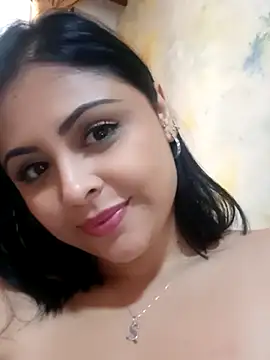 Snapshot of MelannyBell chatting on 01.28.25 MelannyBell online show from 01.28.25