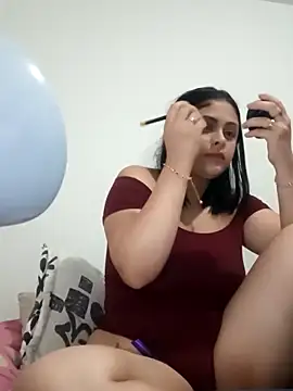 Snapshot of MelannyBell chatting on 03.16.25 MelannyBell online show from 03.16.25