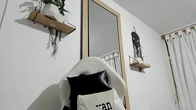 Valerioe online show from 10.09.25