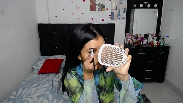 floweer  online show from 10.23.25