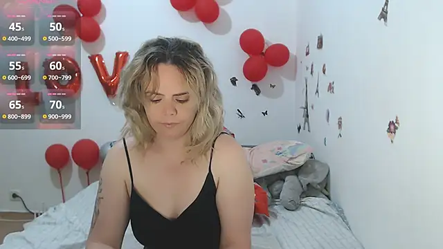 hotmilf4uxxx online show from 05.12.26
