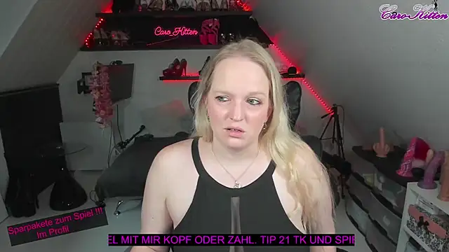 Snapshot of caro_kitten chatting on 01.25.25 caro kitten online show from 01.25.25