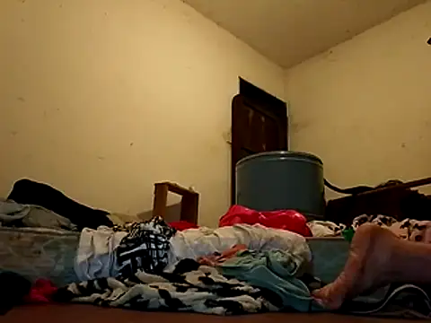 Snapshot of xemmia_sweety chatting on 11.28.25 xemmia sweety online show from 11.28.25