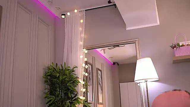 NicoleCellini online show from 03.13.26