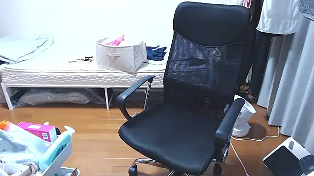 izumi  123 online show from 10.10.25