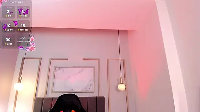 Christina Johns online show from 01.06.26